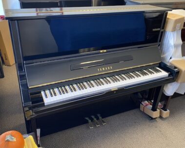 1987 Yamaha U3 Studio Upright Piano