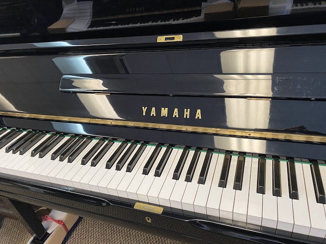 1986 Yamaha U3 Studio Upright Piano