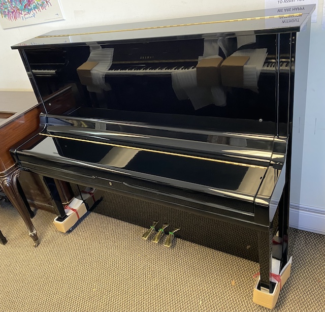 1986 Yamaha U3 Studio Upright Piano